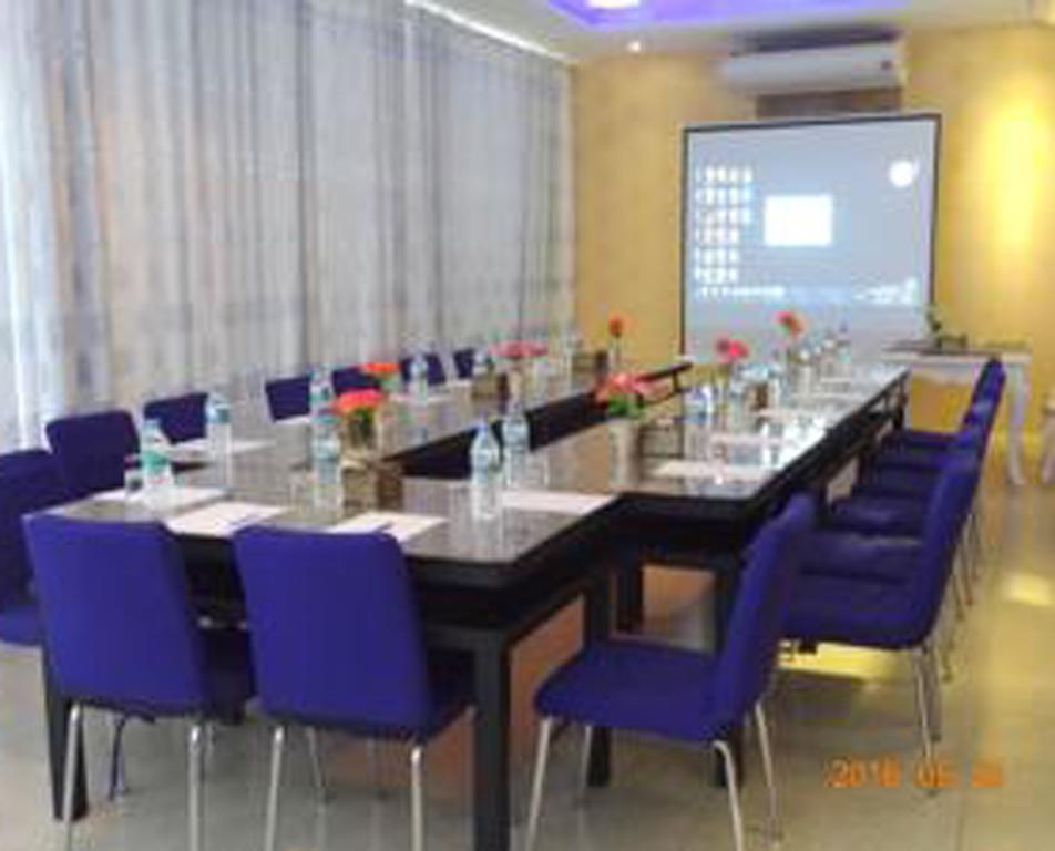 Perfect Hotel Mandalay Esterno foto