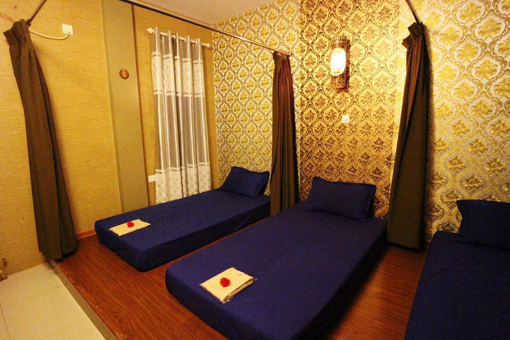 Perfect Hotel Mandalay Esterno foto