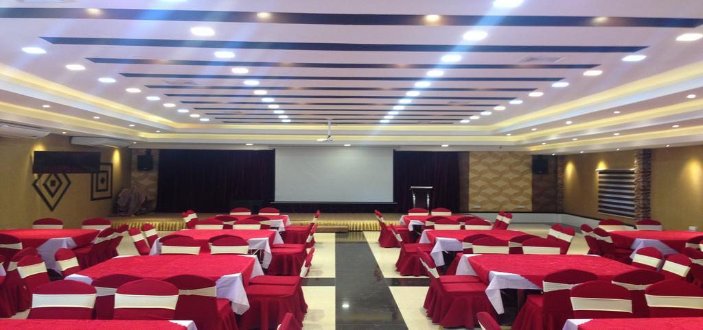 Perfect Hotel Mandalay Esterno foto